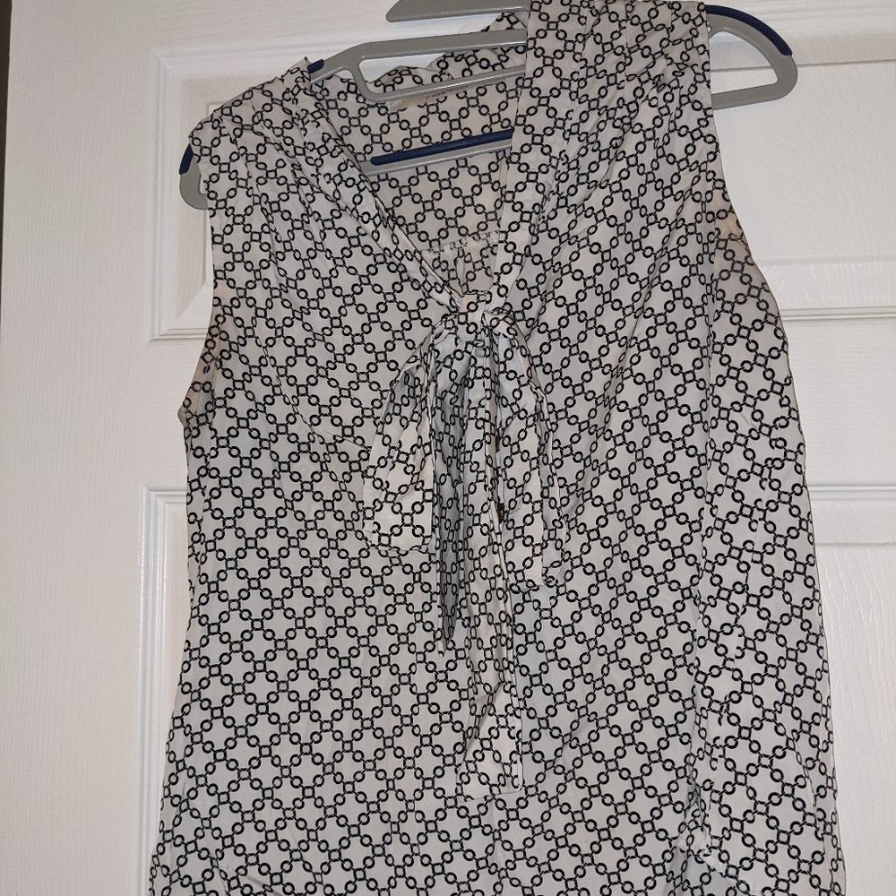 Sleeveless Work Top